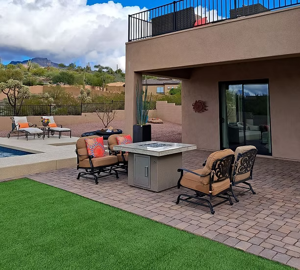 Kokomo Grills Jamaica Fire Table – 35,000 BTU Outdoor Gas Fire Table - Square Patio Fire Feature